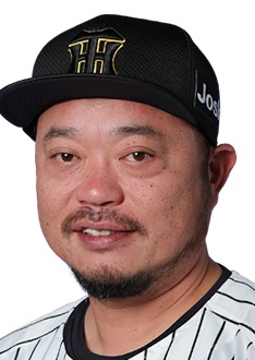 小谷野　栄一